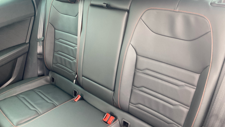 SEAT Ateca 1.5 TSI EVO FR Sport 5dr Petrol Estate